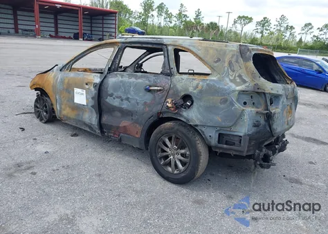 2016 Kia Sorento 2.4L Lx z USA, uszkodzony, nr VIN 5XYPG4A37GG121445